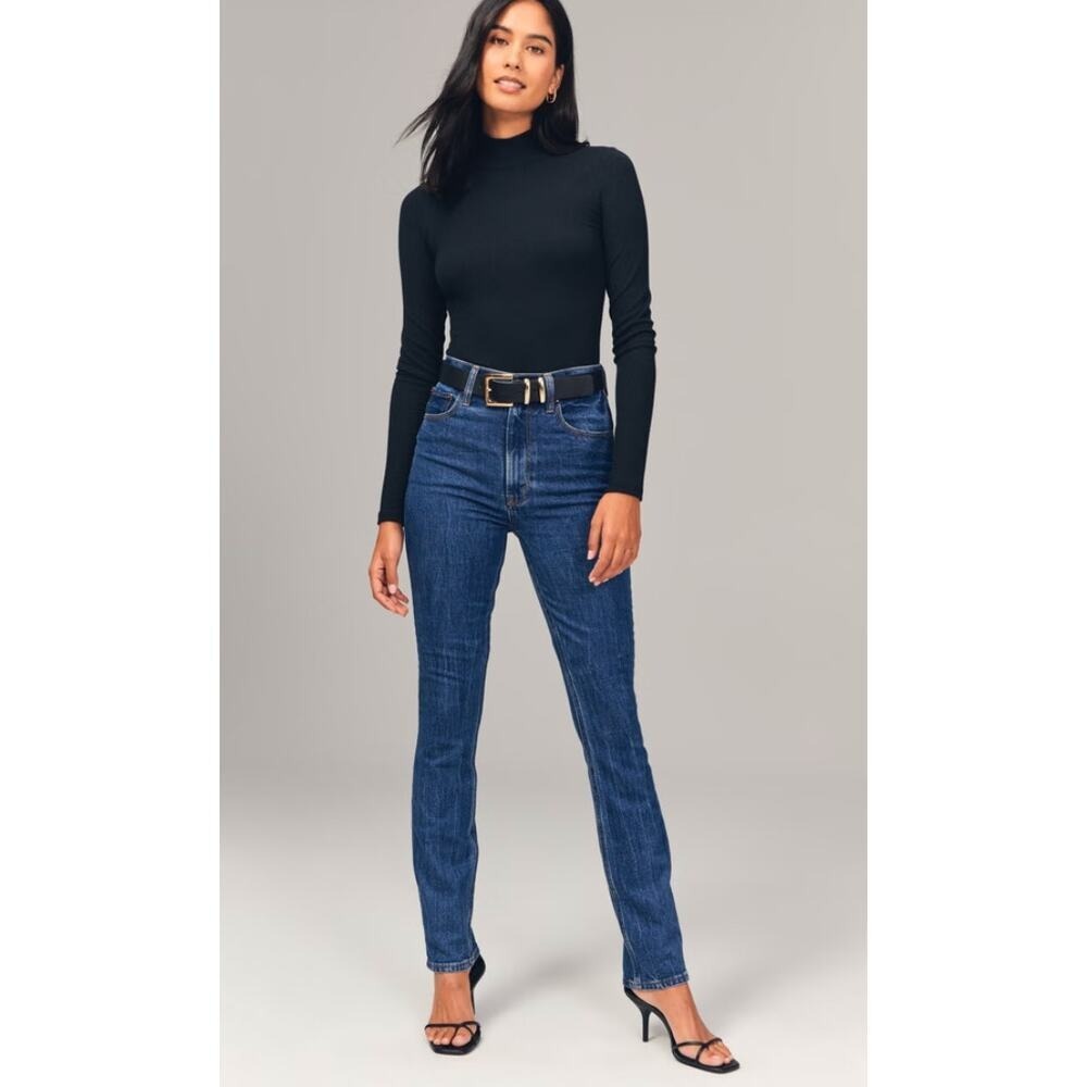 Abercrombie 90s Straight Ultra High Rise‎ Jeans Womens